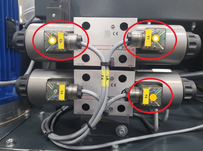 Ventilstecker Y1 Y2 blinken Y4dauer